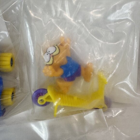 Vintage New Sealed Lot Of 5 McDonald's Happy Meal Garfield The Cat Odie 1989 NOS - Picture 3 of 11